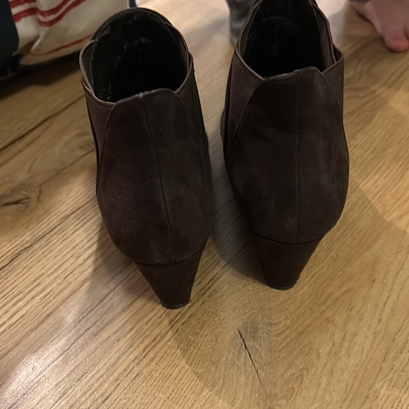 New Balance woman’s ankle boots - Picture 3 of 4